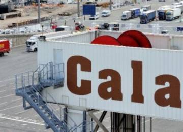 FROET požaduje důrazná opaření proti "beztrestnosti" přistěhovalecké mafie na hranicích Calais
