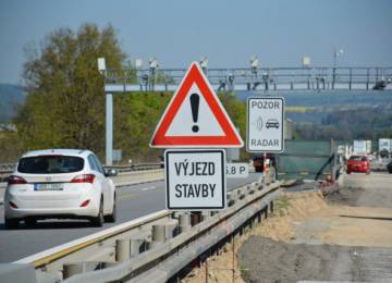 Uzavírka roku začíná. Bude se opravovat křížení D1 a Prahy