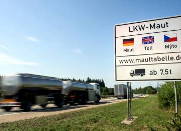Řidiči v Německu budou muset od roku 2019 ohlásit hmotnostní třídu na OBU