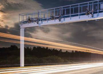 Smlouva na mýtné s CzechToll/SkyToll platí, potvrdil ÚOHS